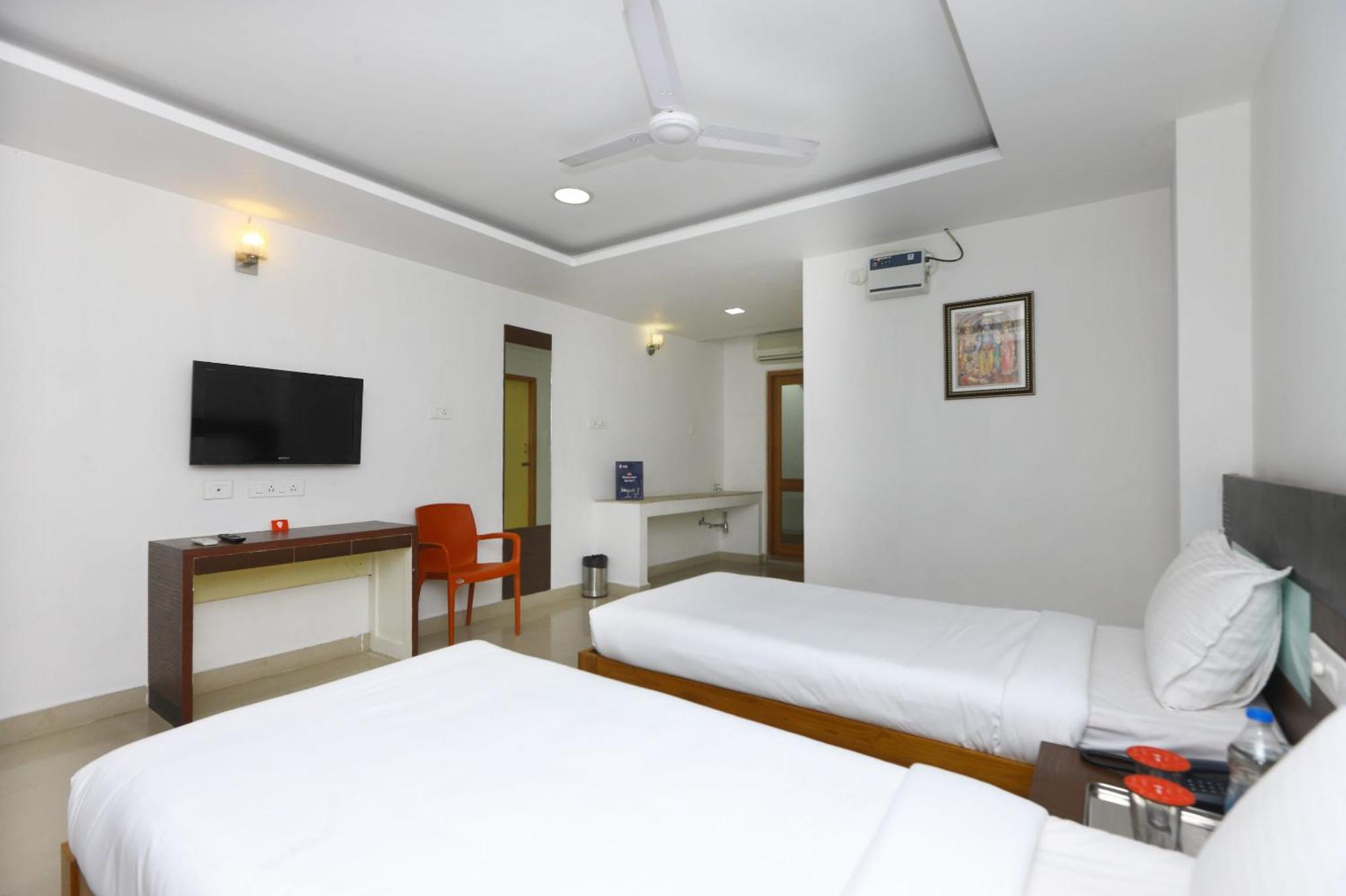 Hotel O Sri Bkm Guest House Ченнаи Экстерьер фото