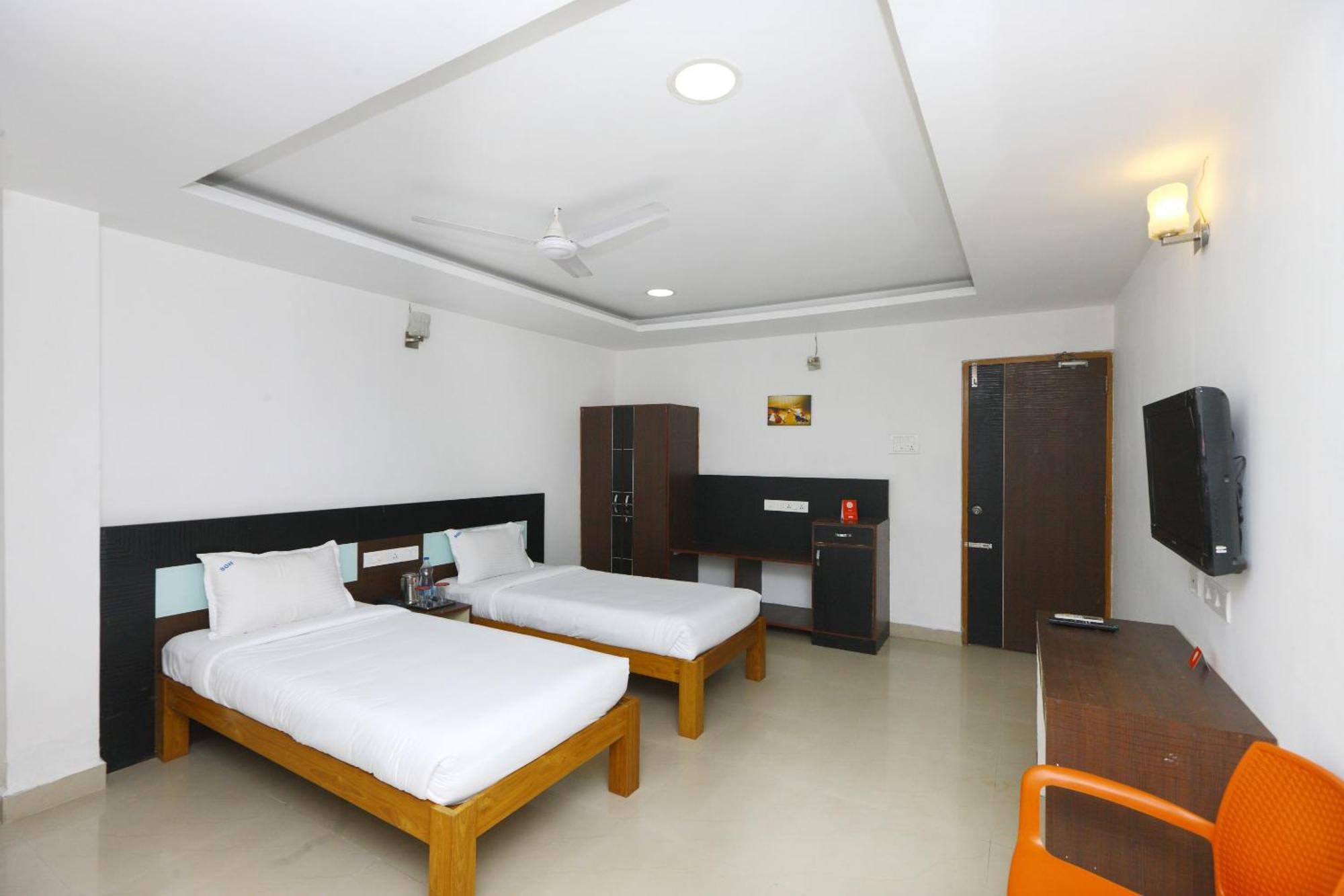 Hotel O Sri Bkm Guest House Ченнаи Экстерьер фото